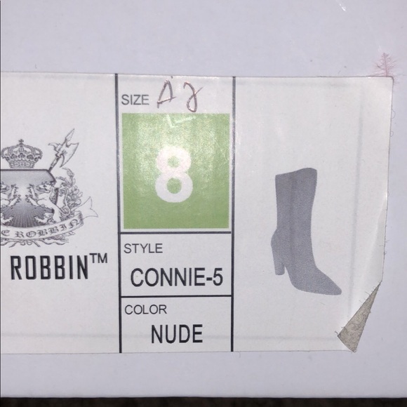 Cape Robbin - Picture 2 of 2